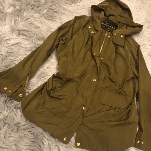 Light jacket. - Picture 2 of 4